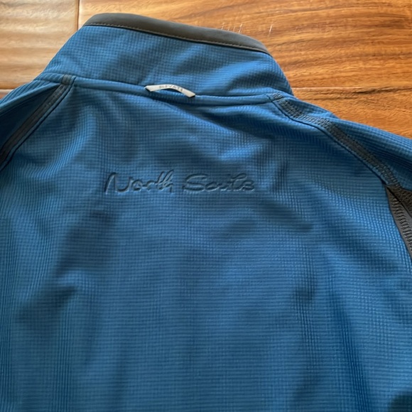 Brand new , just cut the tug Nice coat - Picture 6 of 6